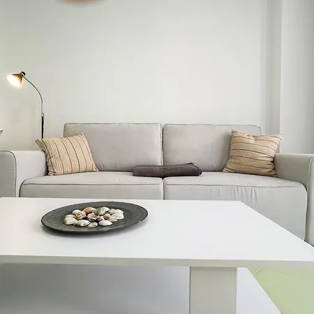 1 Bedroom 906 Apartment *
