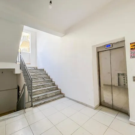 1 Bedroom 906