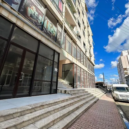 1 Bedroom 906 Apartment