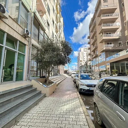 1 Bedroom 906 *