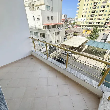 1 Bedroom 906